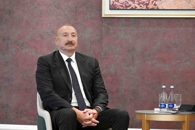 Aliyev ve Paşinyan Bişkek'te Görüştü
