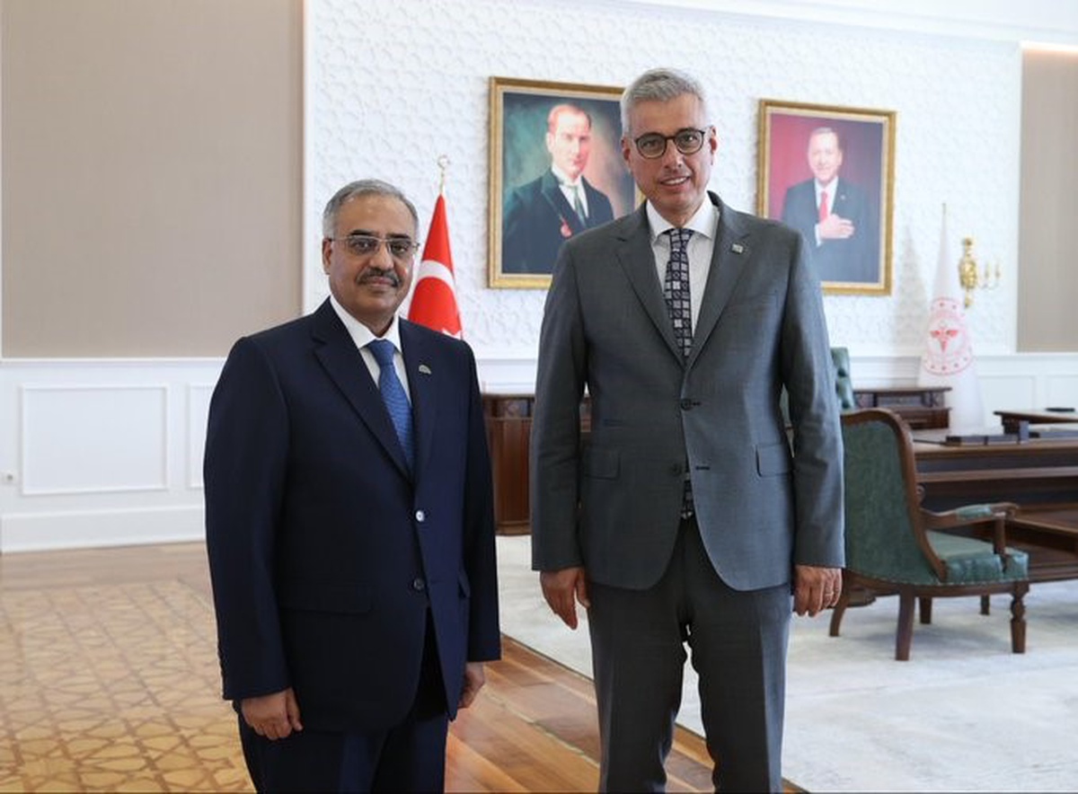 Sağlık Bakanı Memişoğlu D-8 Genel Sekreteri ile Görüştü