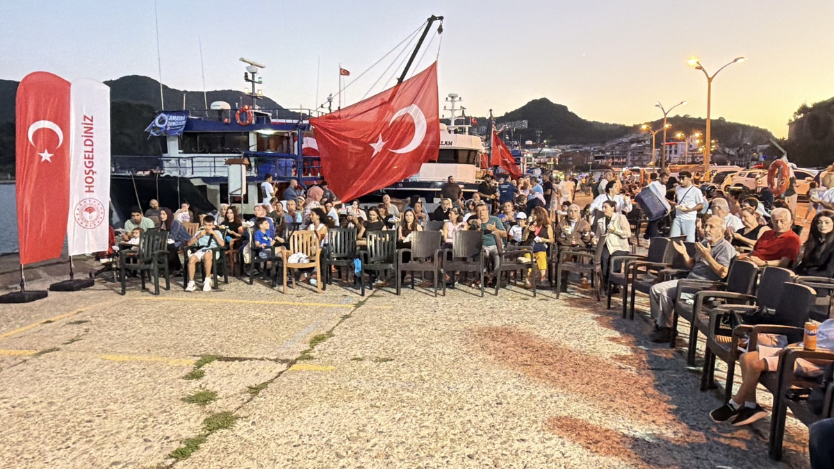 Balıkçılar Sezon Açılışında 'Vira Bismillah' Dedi