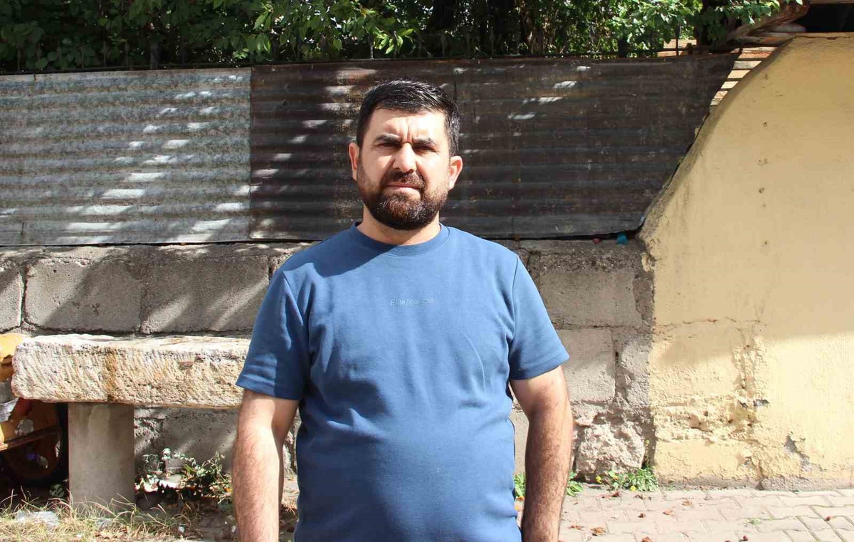 Sivas'ta Tarihi Musalla Taşı Caddeye Yerleştirildi