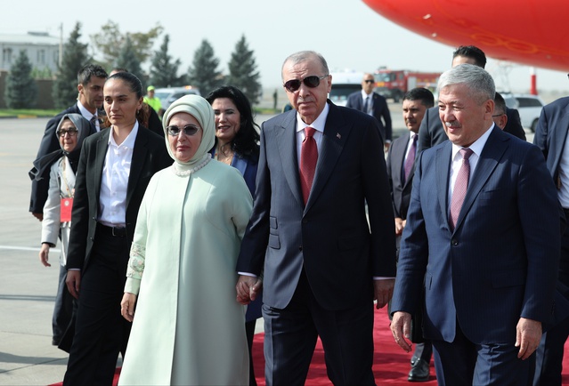Erdoğan ŞİT Zirvesi için Bişkek'te