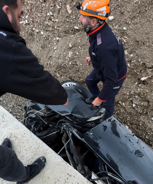 Erzurum'da Trafik Kazası: 3 Ölü
