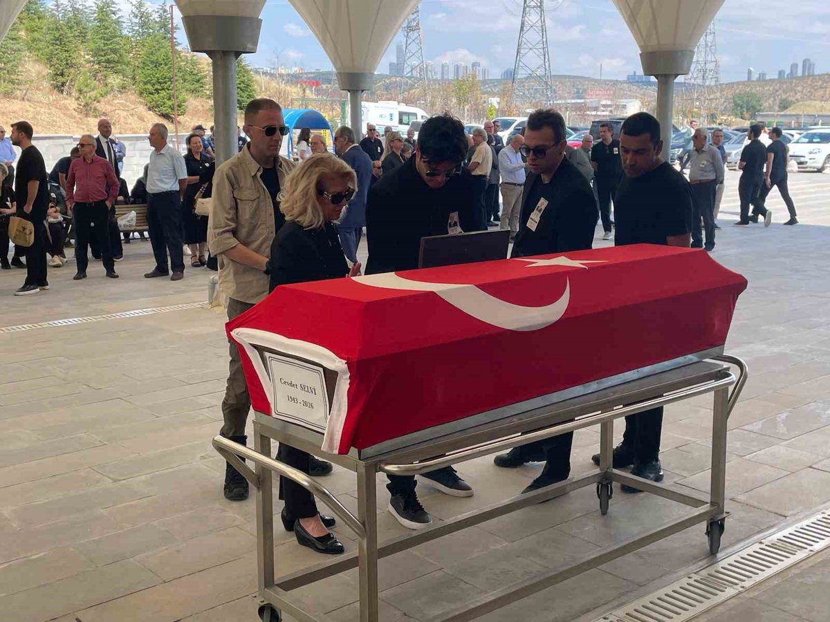 Eski Milletvekili Selvi Son Yolculuğuna Uğurlandı