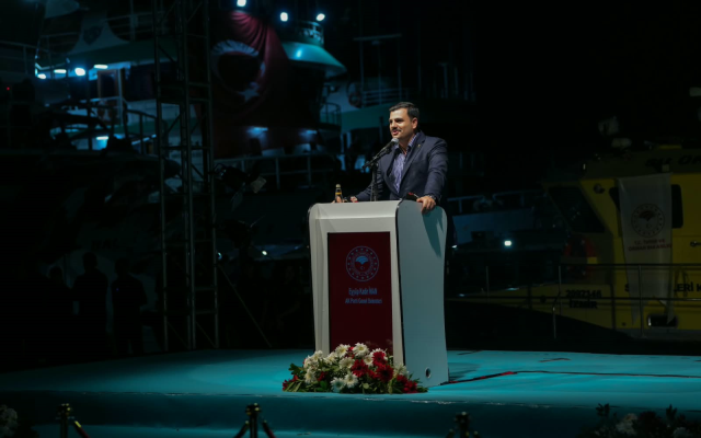 Eyyüp Kadir İnan'dan balıkçılara destek: Siz yeter ki üretin, engelleri aşarız