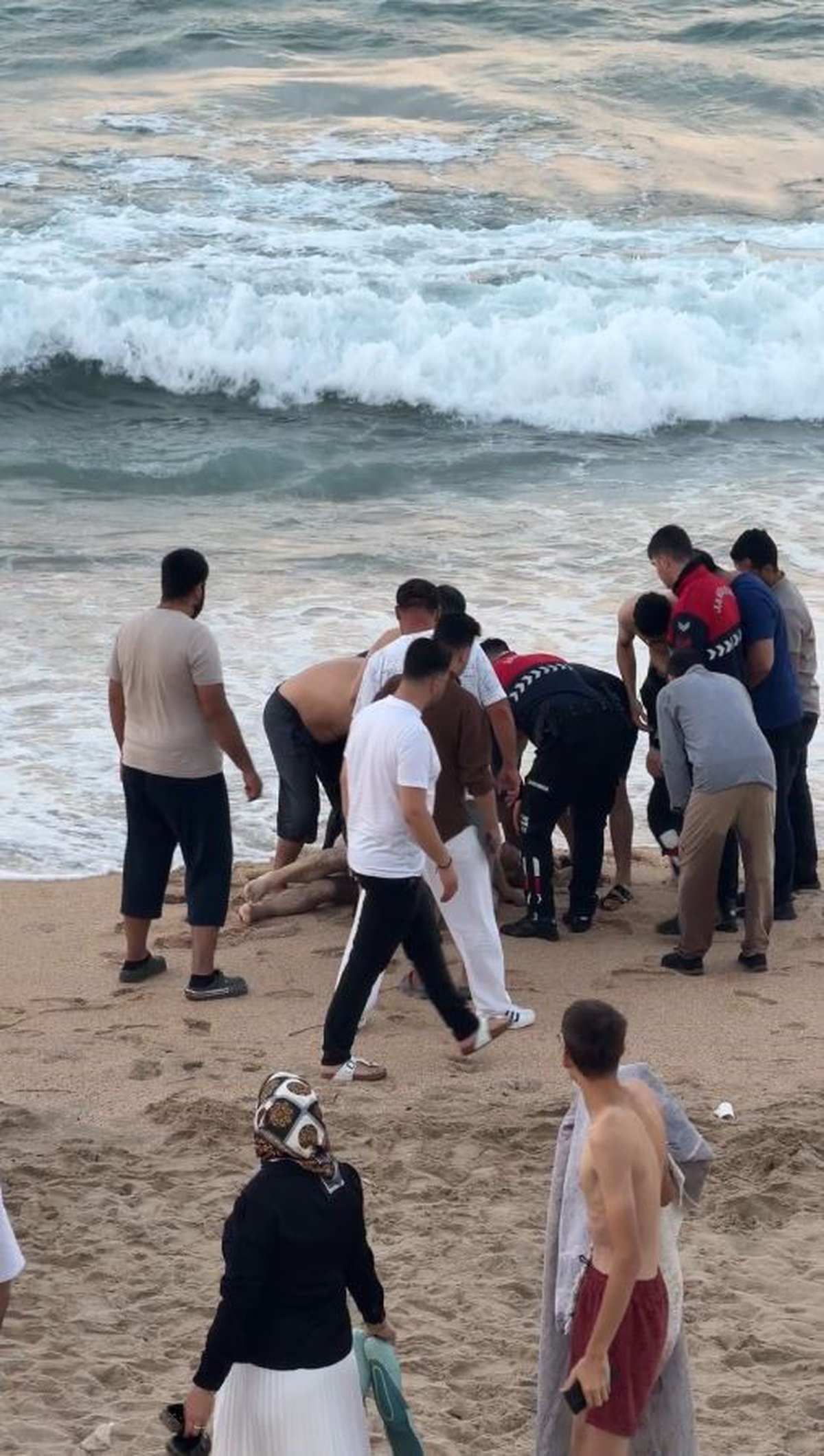 Denizde Tragedi: 58 Yaşındaki Adam Hayatını Kaybetti