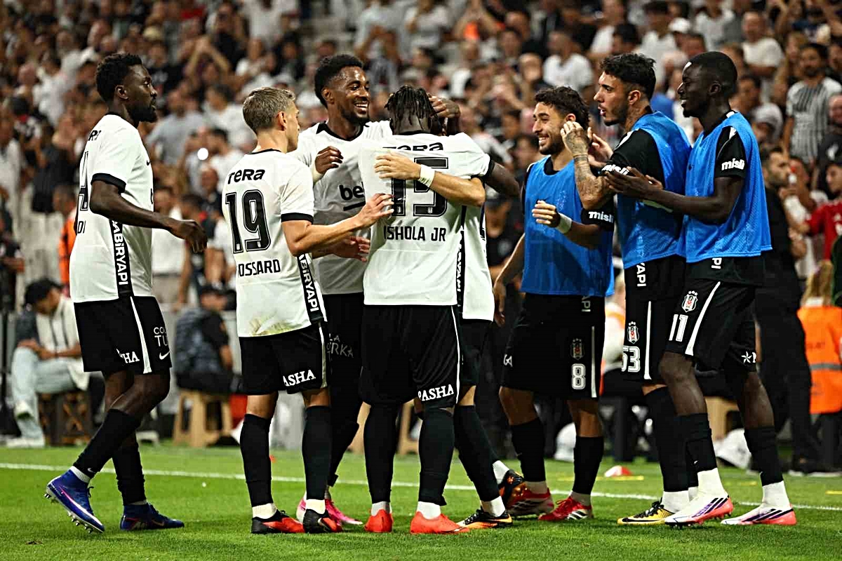 Beşiktaş Evinde İki Galibiyet Aldı