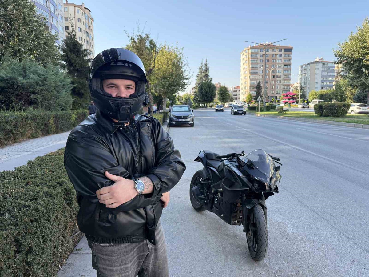 Genç Motosikletçiden Kaza İsyanı