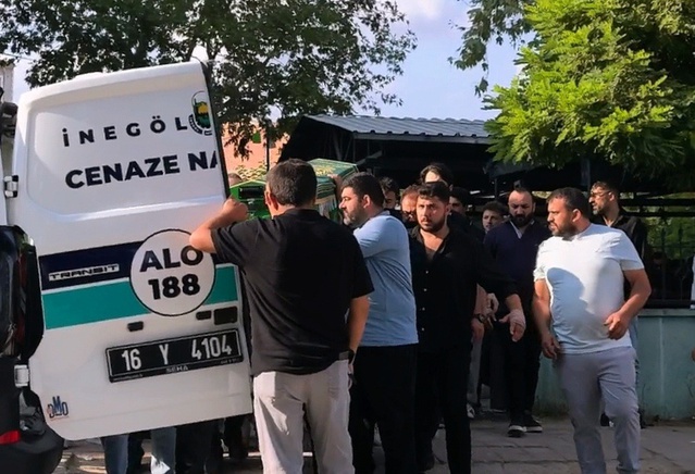 İnegöl'de cinayet: Kılıçhan Şahin toprağa verildi