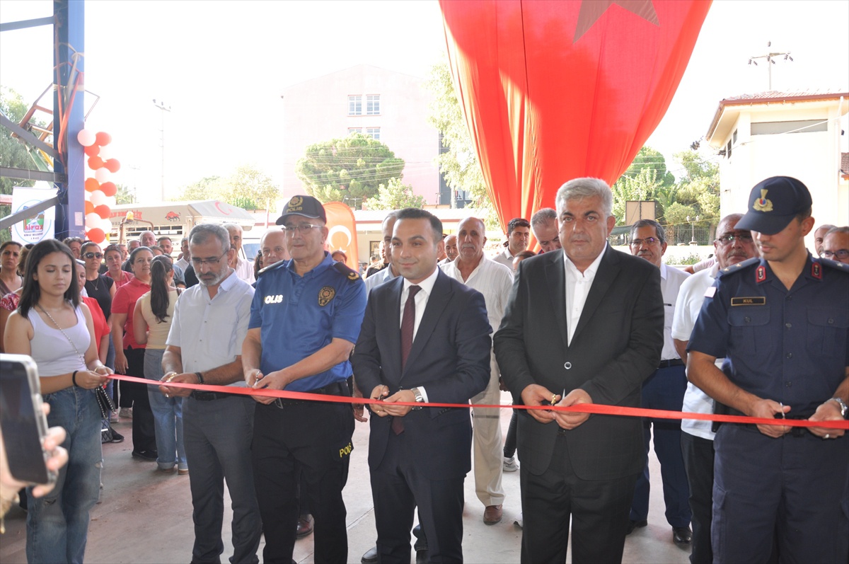 Kiraz'da Tarım ve Sanayi Fuarı Açıldı