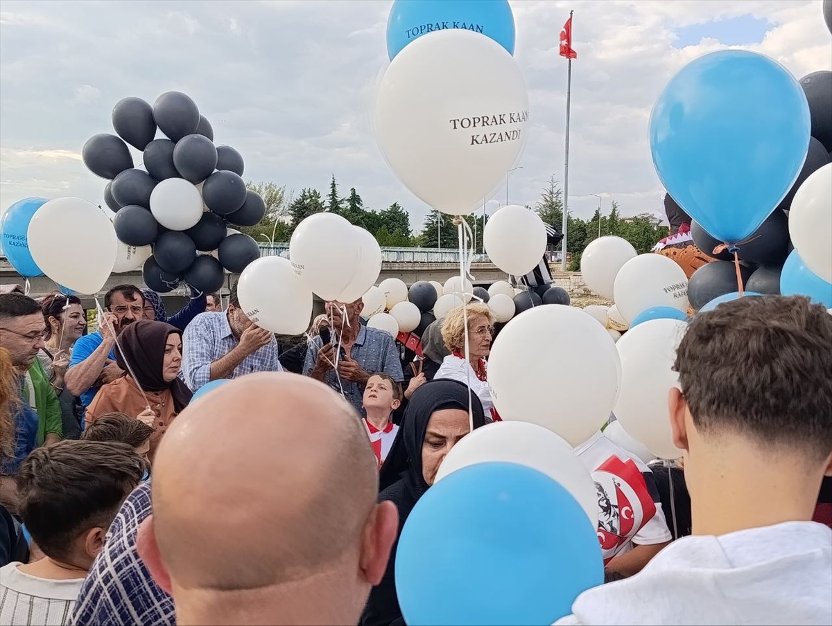 Toprak Kaan için Umut Balonları Etkinliği