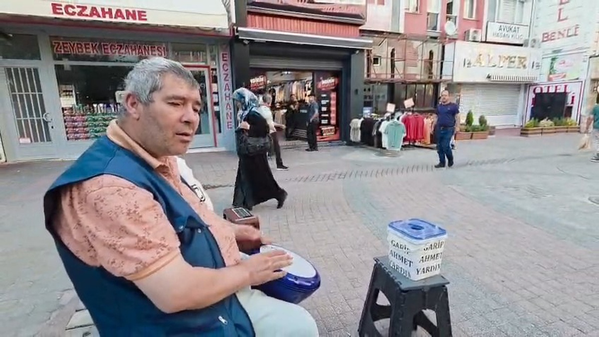 Garip Ahmet ile Sokakta Müzik Ziyafeti