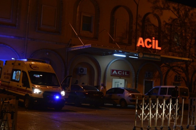 Kızıltepe'de Gruplar Arasında Kavga: 4 Yaralı