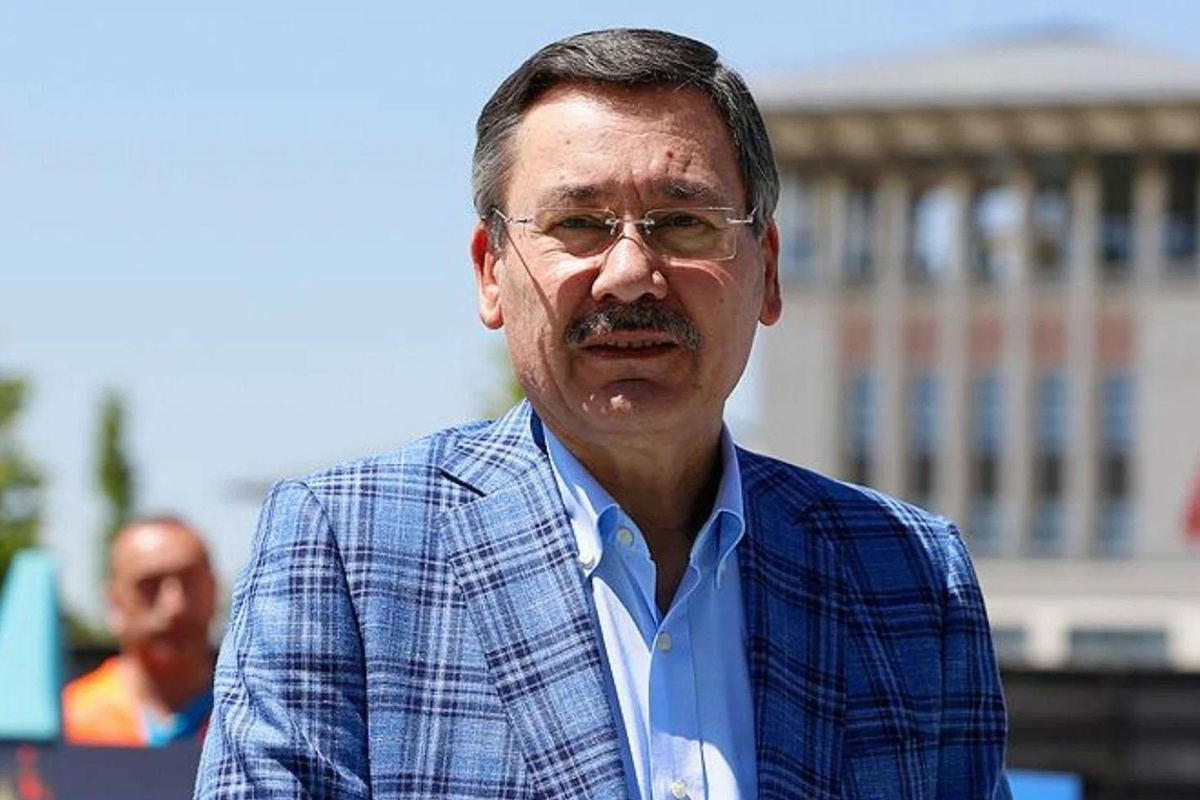 Melih Gökçek'ten Almanya'daki 18 daire açıklaması