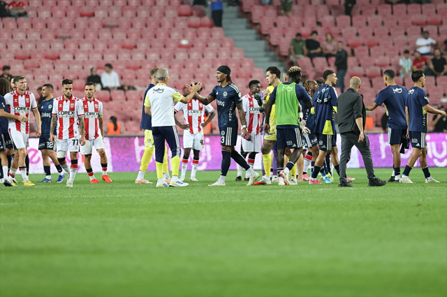 Samsunspor-Fenerbahçe maçı için televizyonu açanlar gözlerine inanamadı