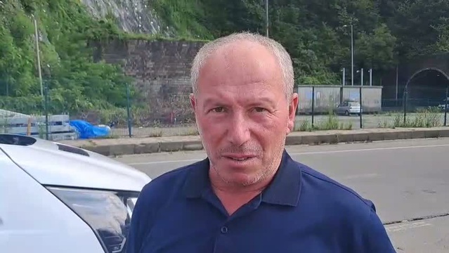 Sarp Sınır Kapısı'nda Ticaret Çökmüş Durumda