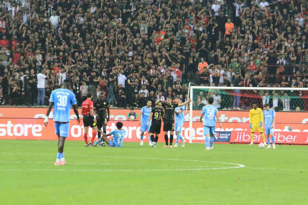 Amed ve Trabzonspor 1-1 Berabere Kaldı