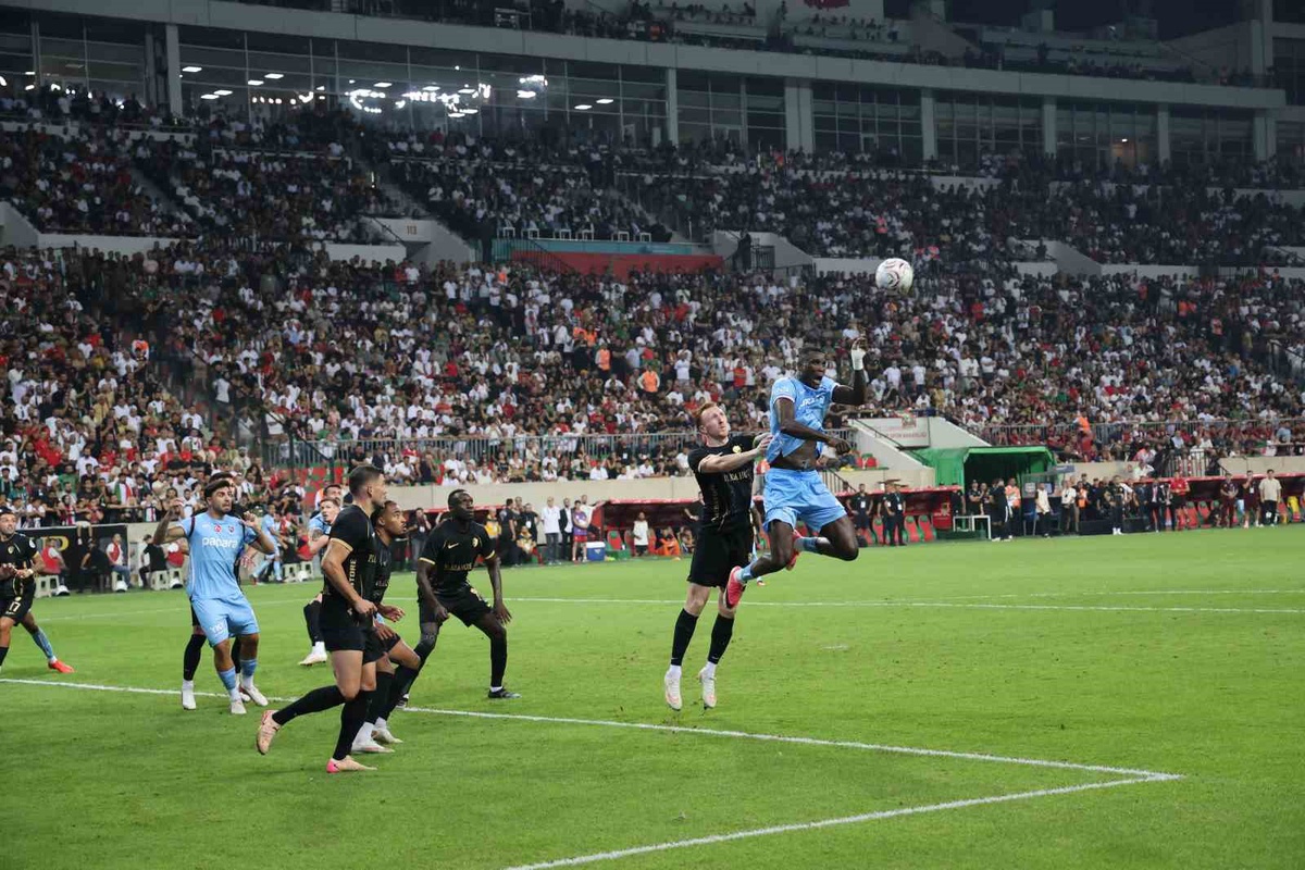 Amed Sportif, Trabzonspor'u 2-1 Yendi