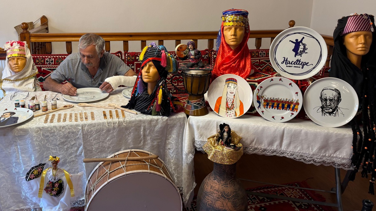 Kültürü Tabaklarla Tanıtıyor