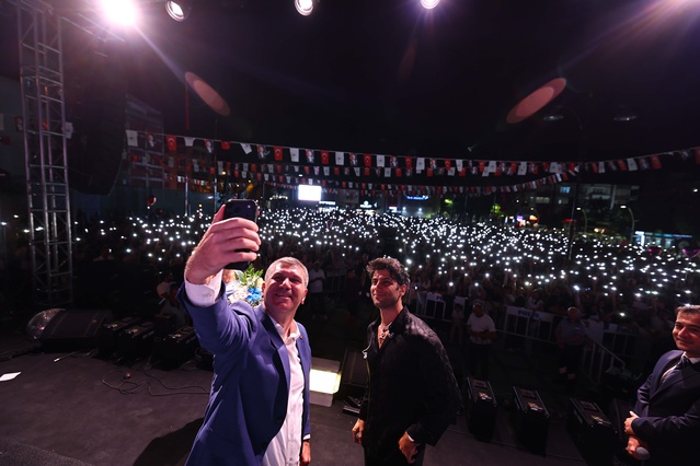 Burdur’da 30 Ağustos coşkusu konserlerle taçlandı