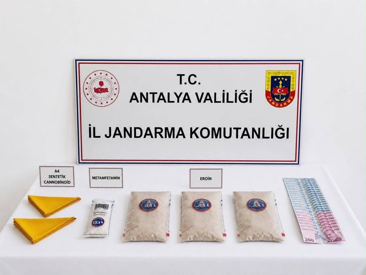 Aksu'da jandarmanın uyuşturucu operasyonunda 1 kilo 50 gram eroin ele geçirildi, 1 şüpheli tutuklandı