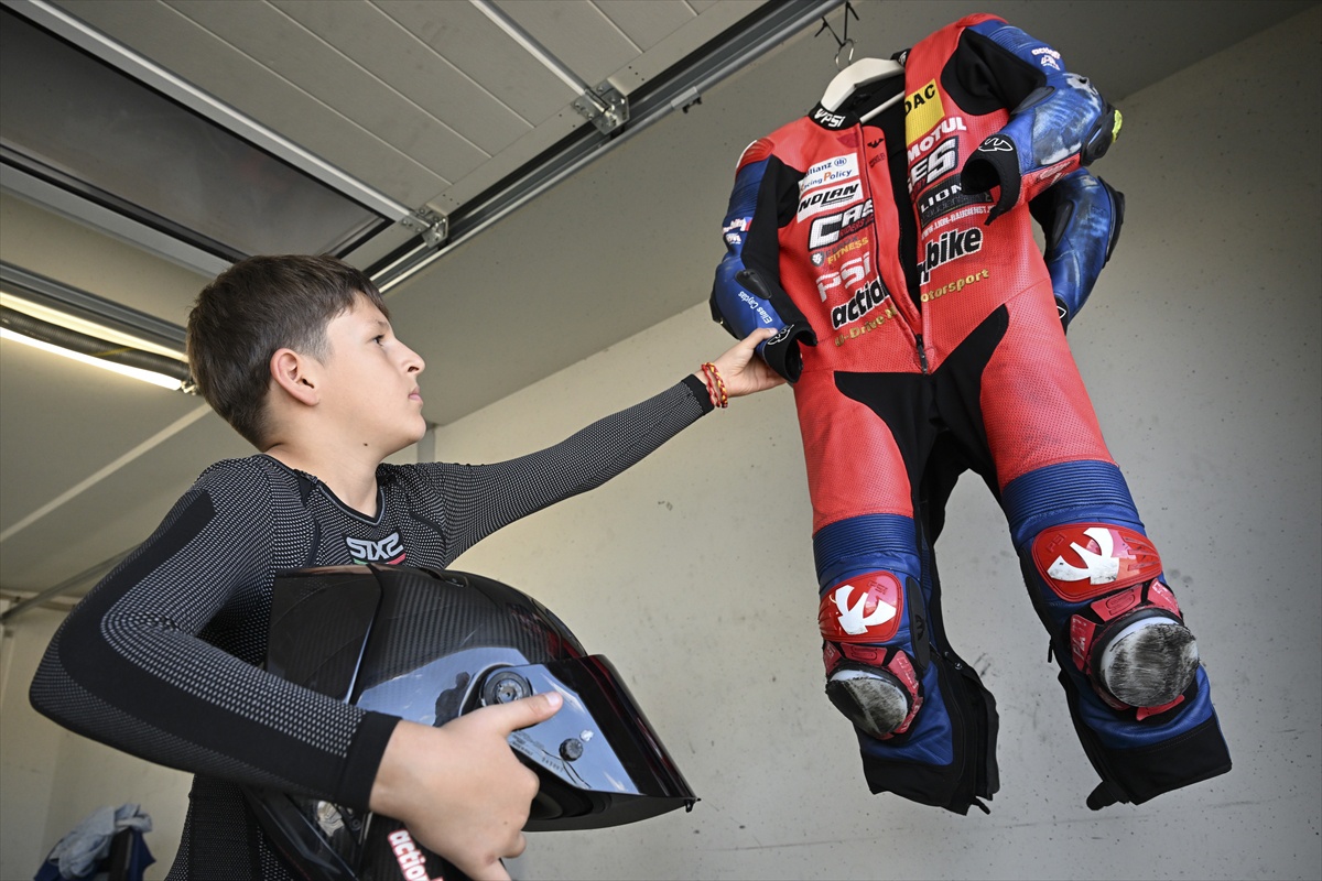 ADAC Mini Bike Cup'ta 110 cc şampiyonu 11 yaşındaki Çaydaş'ın hedefi Red Bull Rookies Cup: 14 yarışın 11'i...