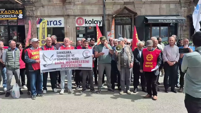 Ardahan'da 1 Eylül Dünya Barış Günü'nde savaş karşıtı basın açıklaması: 'Barış hemen şimdi'