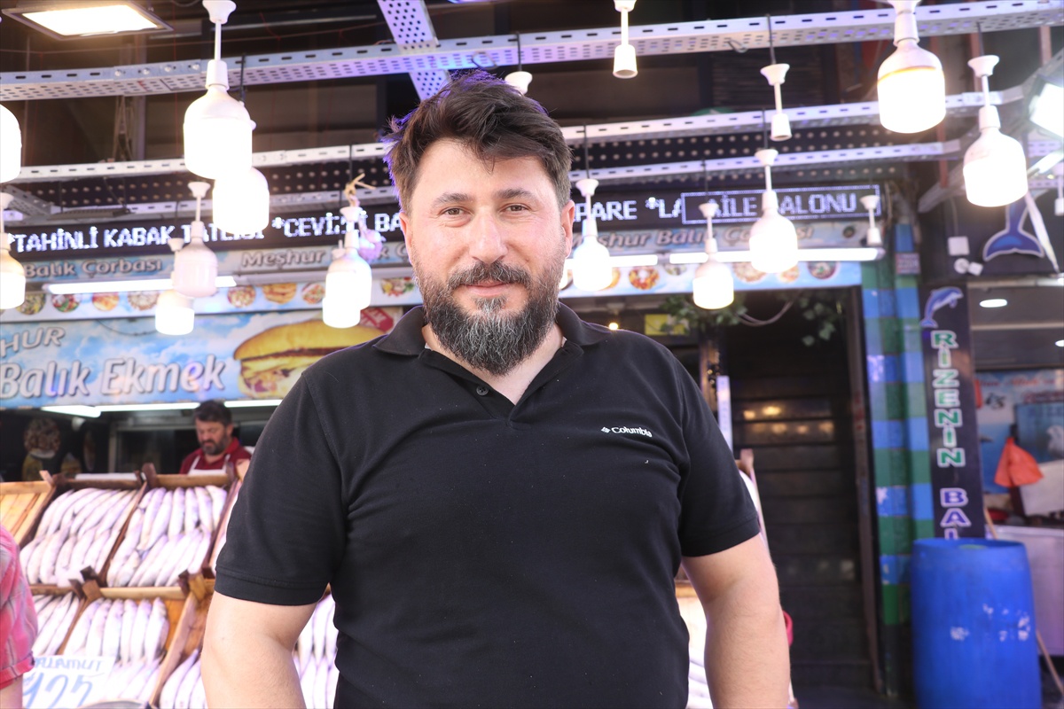 Giresun, Rize, Ordu ve Trabzon'da palamut bolluğu tezgahlara yansıdı, fiyatlar 100 ila 200 lira arasında