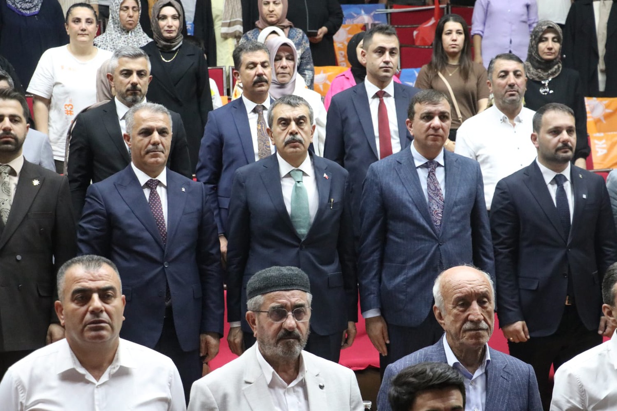 Milli Eğitim Bakanı Tekin: 38 FETÖ yayınevinin rantı, kitaplar için ayırdığımız paranın 2 katından fazlaydı