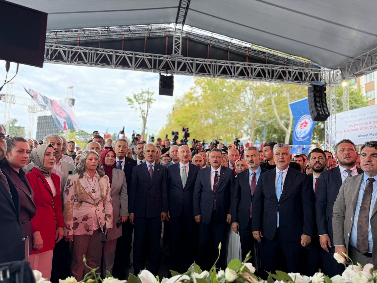 Trabzon Raylı Sistem Hattı'nın Temeli Atıldı