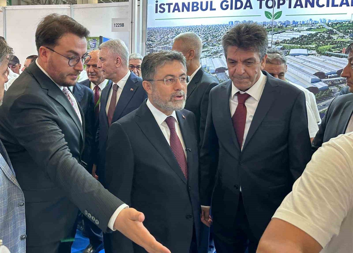 Tarım ve Orman Bakanı Yumaklı: Tarımsal hasılada Türkiye dünyada 7'nciliğe yükseldi, 83,2 milyar dolarla r...