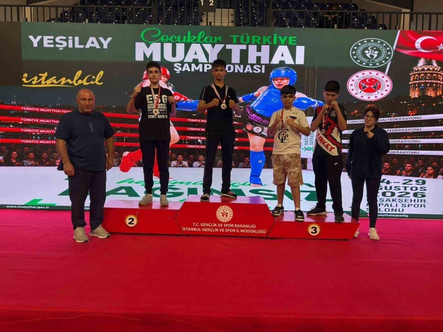 Bilecik'ten Muay Thai'de İki Türkiye Üçüncülüğü