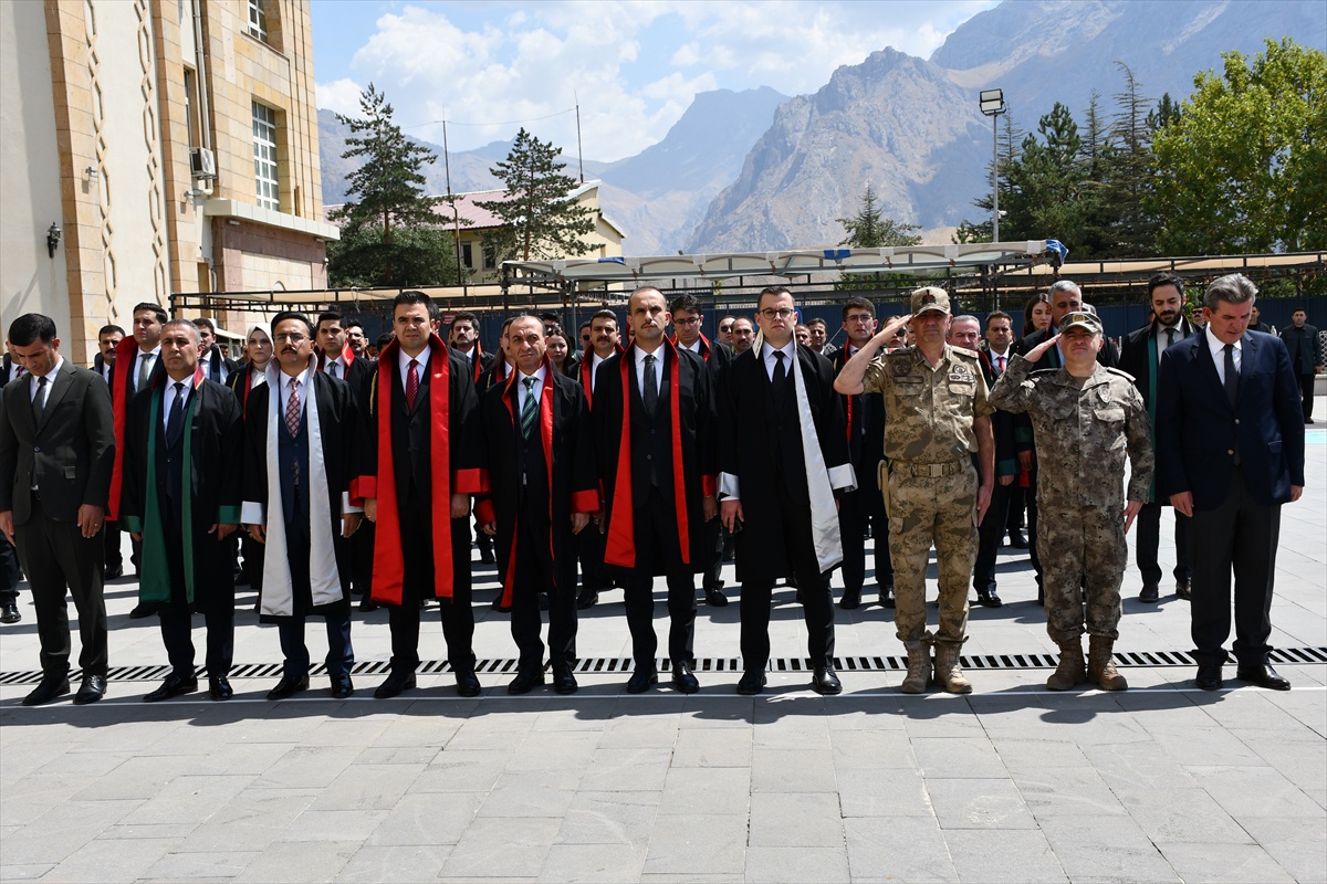 Bitlis ve Hakkari\'de Adli Yıl Törenle Başladı