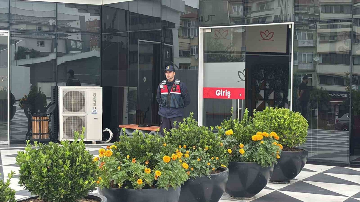 Bolu Belediyesi’ne 34 milyon liralık 'hayali mesai' operasyonu: 22 gözaltı kararı