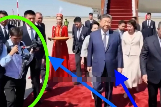 Sen misin Şi'ye yaklaşan! Korumaların müdahalesi sert oldu