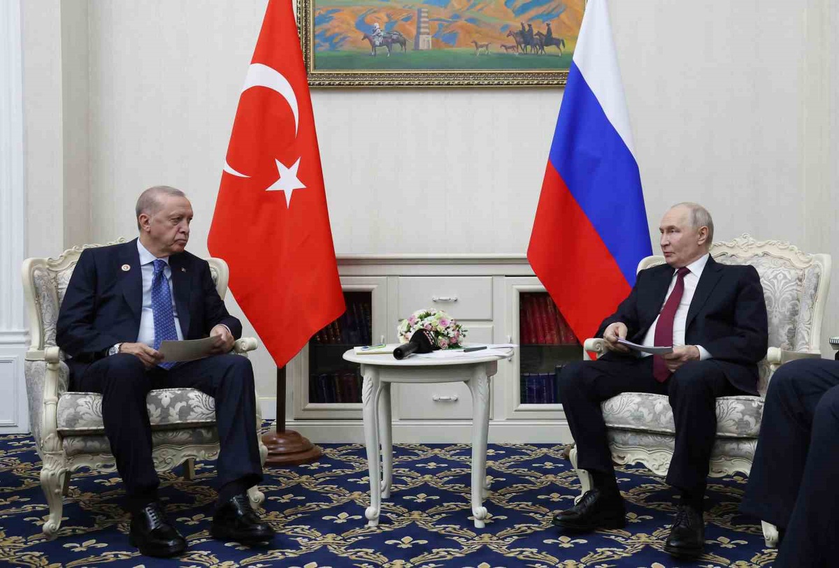 Erdoğan ve Putin'den Bişkek'te kritik görüşme
