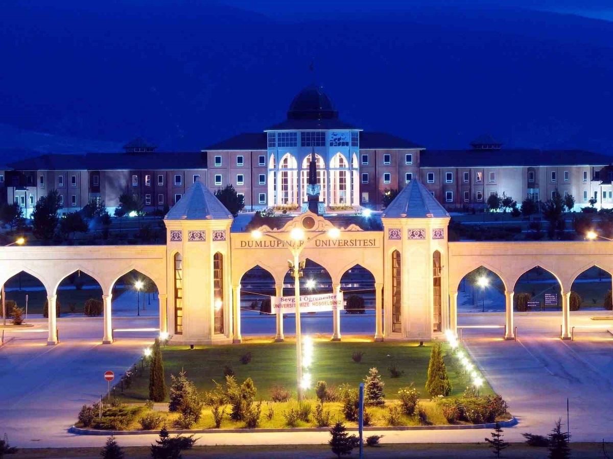 Kütahya DPÜ'de 2026 YKS yerleştirmelerinde doluluk oranı yüzde 102,85 oldu