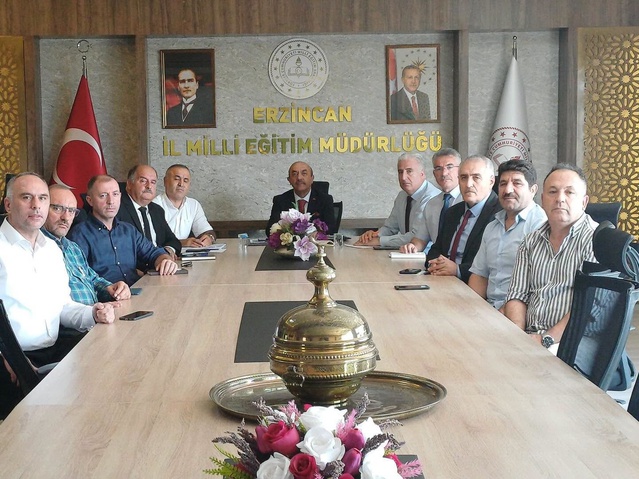 Erzincan'da İmam Hatip Okulları Yöneticileri 2026-2027 Eğitim Yılı İçin İstişare Toplantısında Buluştu
