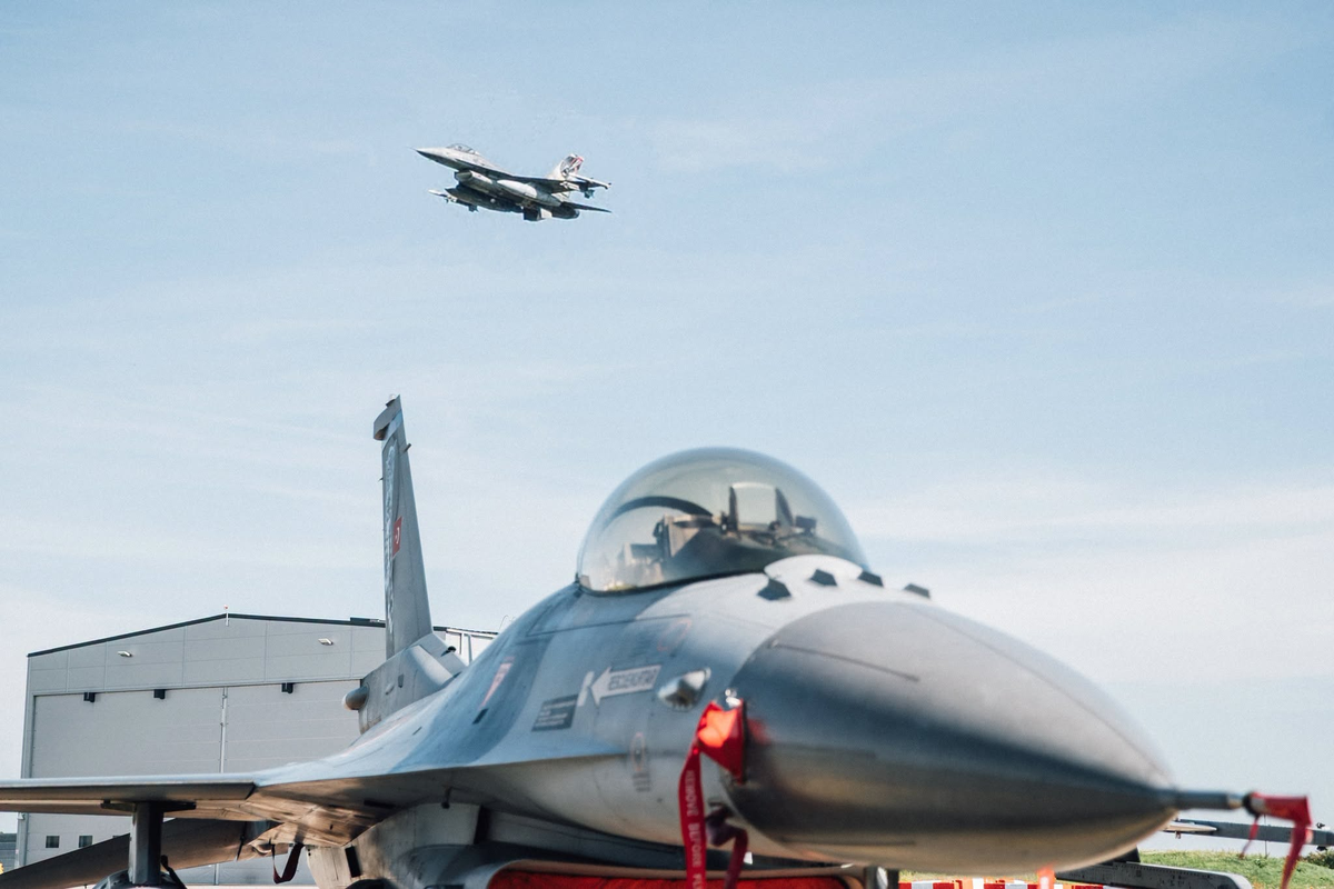 Estonya Savunma Bakanlığı: Türk F-16'lar NATO misyonuyla Amari Hava Üssü'nden hava sahamızı koruyor