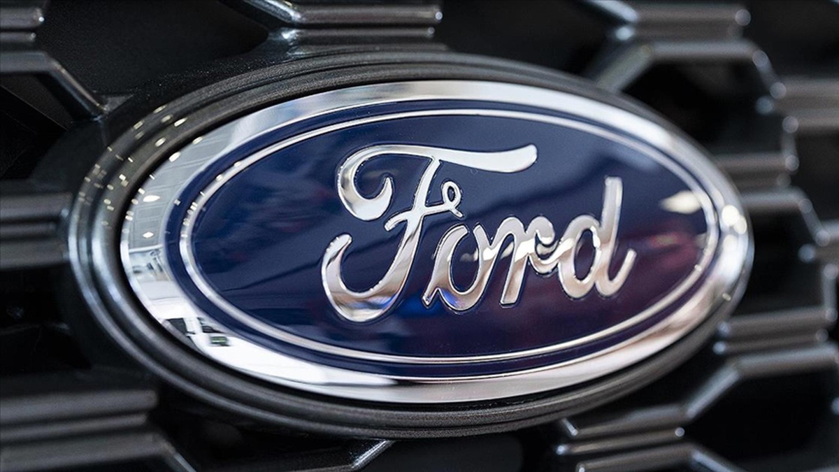 Ford, ABD'de 148 Bin 663 Aracı Geri Çağırdı: Sürücü Gücü ve Far Kaybı Kaza Riskini Artırıyor