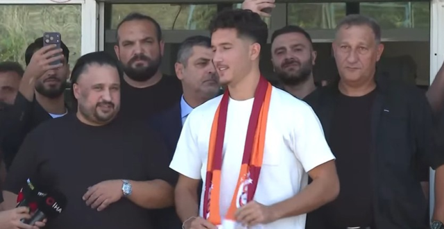 Galatasaray'ın yeni golcüsü İstanbul'da! İşte ilk sözleri