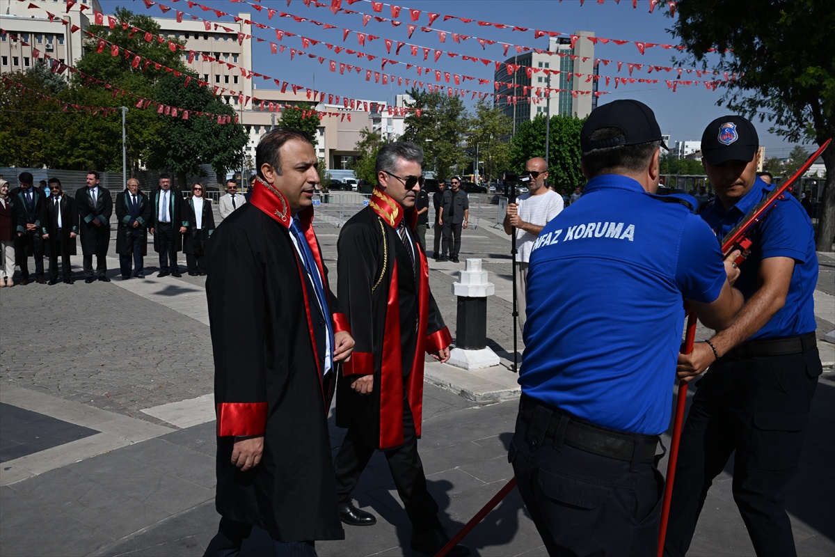 Gaziantep\'te Yeni Adli Yıl Törenle Başladı, Başsavcı Karataş Hakim-Savcı Sayısının Arttığını Açıkladı