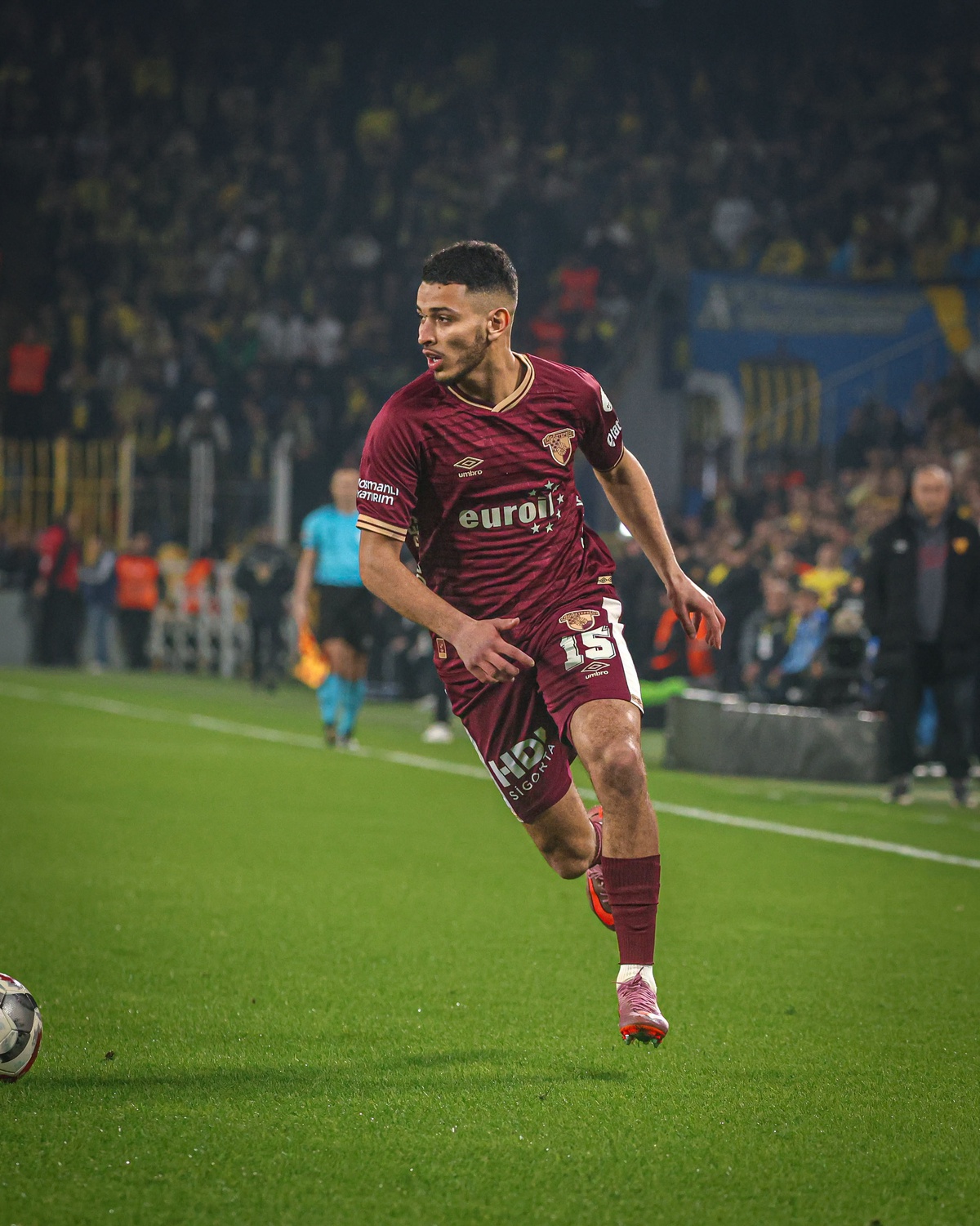 Göztepe, savunma oyuncusu Amin Cherni'yi sezon sonuna kadar FC Nantes'a kiraladı