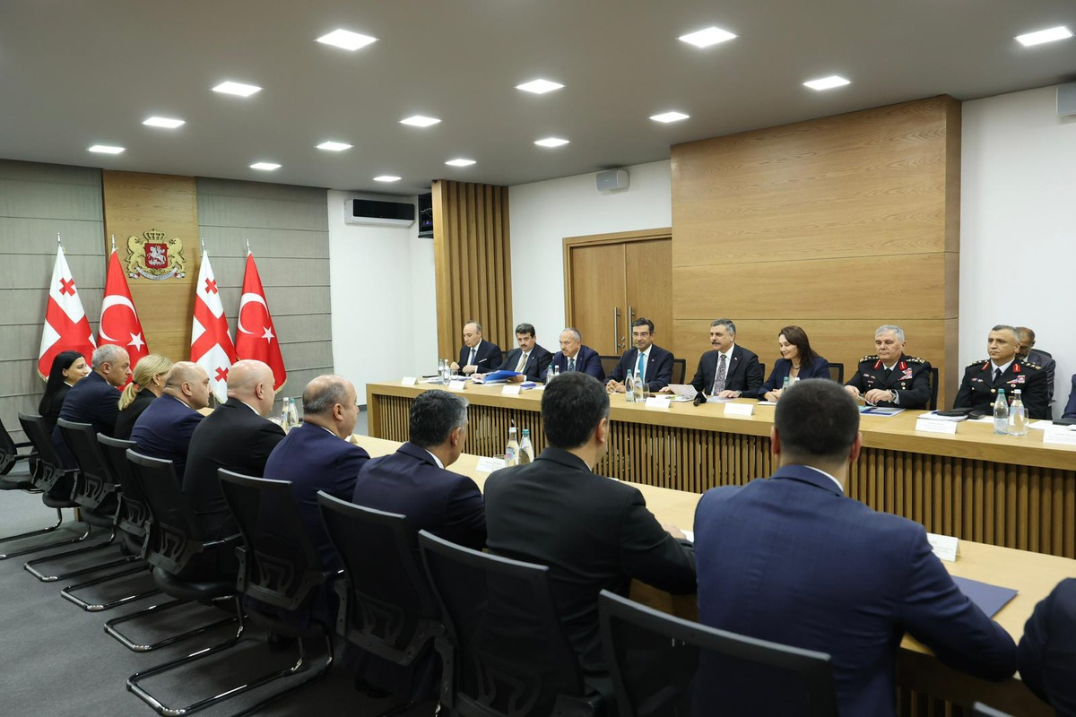 Bakan Çiftçi Tiflis'te Gürcü mevkidaşıyla görüştü: 866 şahsın iadesi vurgusu yapıldı
