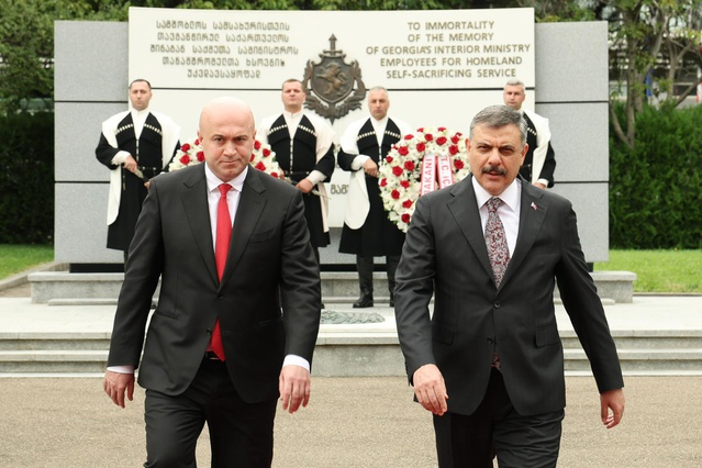Türkiye ve Gürcistan İçişleri Bakanları Tiflis'te Bir Araya Geldi, Polis Akademileri Arasında Mutabakat Zaptı İmzalandı