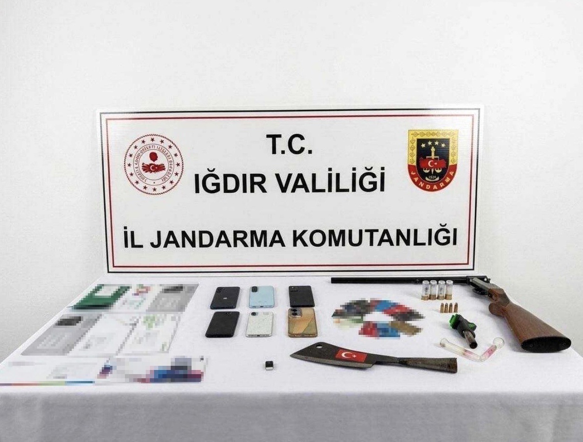Iğdır'da kart kötüye kullanımı ve aklama operasyonunda 6 gözaltı, 5 tutuklama