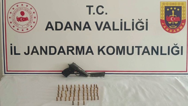 Ceyhan'da Silah Operasyonu: 4 Gözaltı