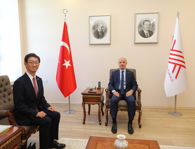 Japonya Büyükelçisi YÖK Başkanı'nı ziyaret etti