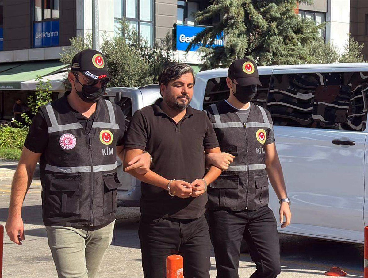 Sanal Ünlü Arif Kocabıyık Bulgaristan'a Kaçarken Yakalandı