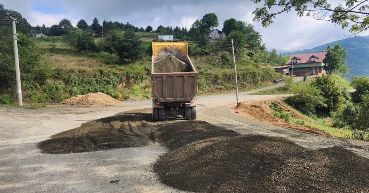 Kardüz Yayla Yolu'nda Asfalt Öncesi Çalışmalar
