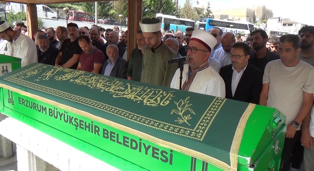 En büyüğü 21 yaşındaydı! Erzurum'da aynı ilçedeki 3 ocağa ateş düştü